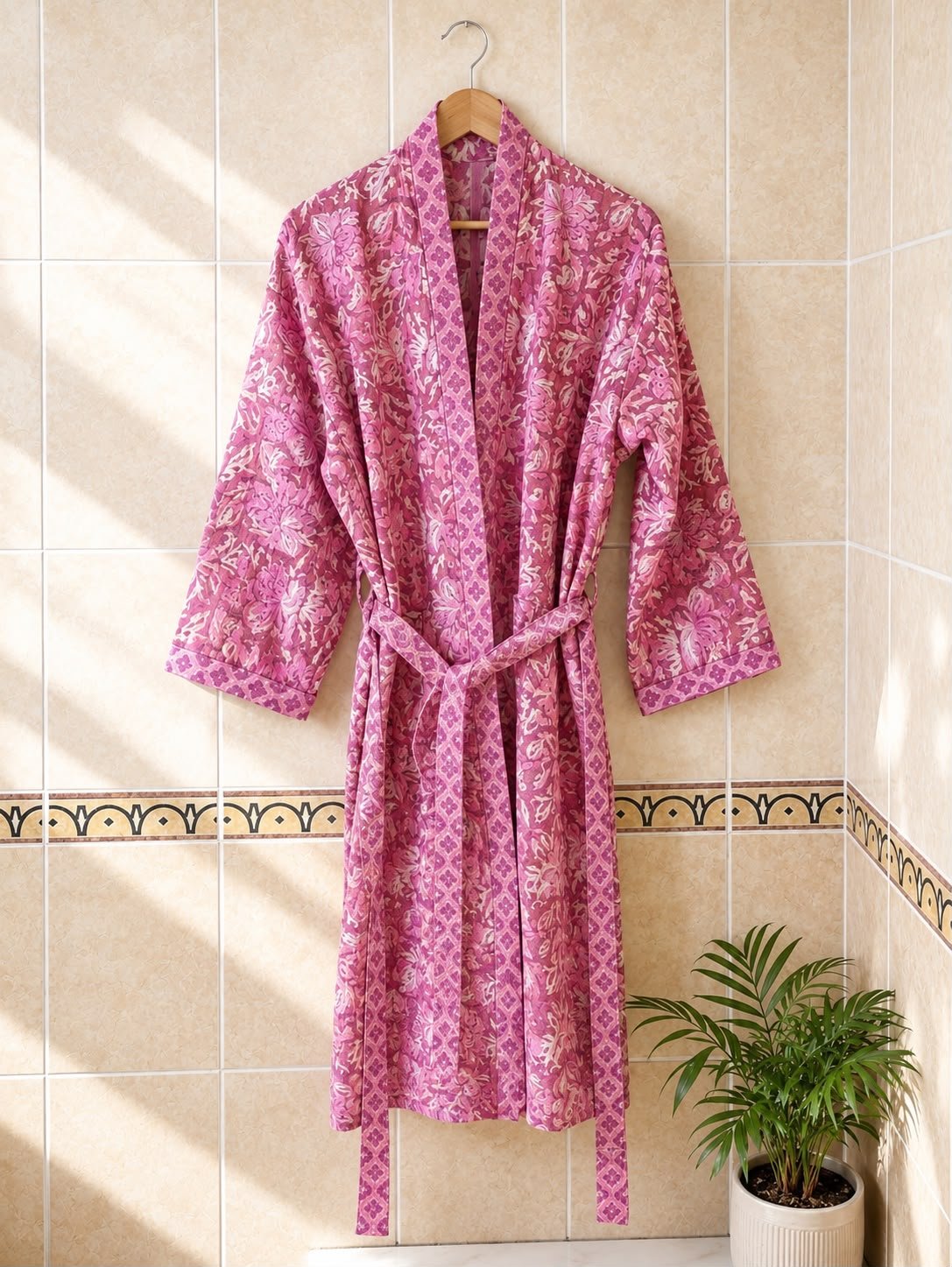 rose-bloom-floral-printed-kimono-robe